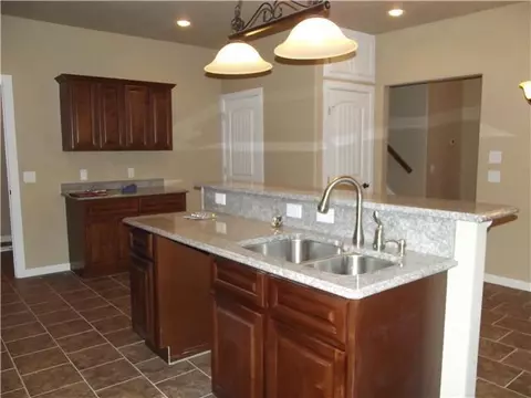 402 E Vilas Ave, Guthrie, OK 73044 photo 7