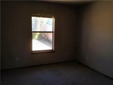 604 Allison Ln, Moore, OK 73160 photo 10