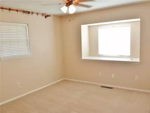 3508 N Thompkins Ave, Bethany, OK 73008 photo 10