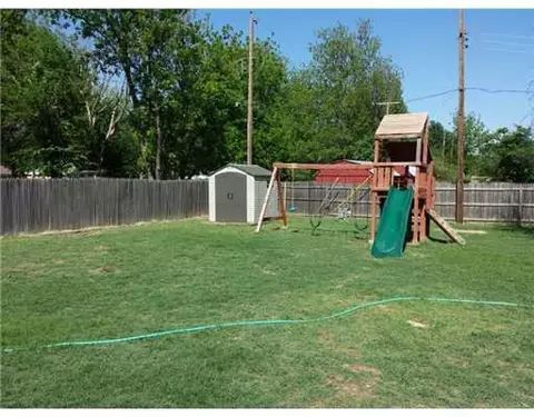 3508 N Thompkins Ave, Bethany, OK 73008 photo 19