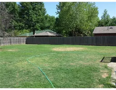 3508 N Thompkins Ave, Bethany, OK 73008 photo 18