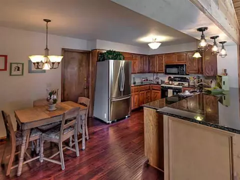 600 Williams Dr, Moore, OK 73160 photo 4
