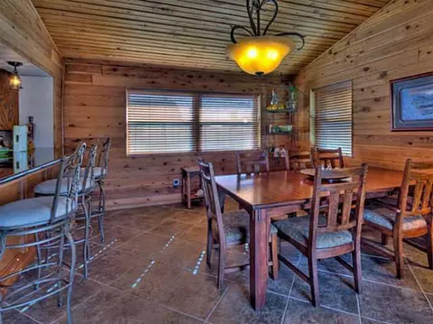 600 Williams Dr, Moore, OK 73160 photo 3