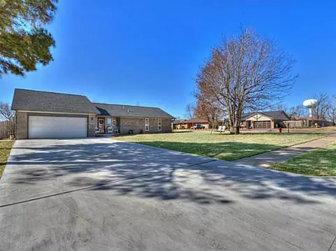 600 Williams Dr, Moore, OK 73160 photo 20