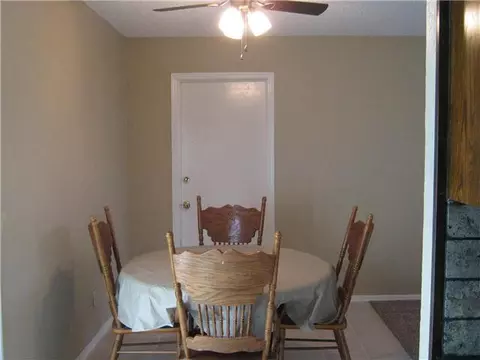 3301 E Noble Dr, Edmond, OK 73034 photo 13