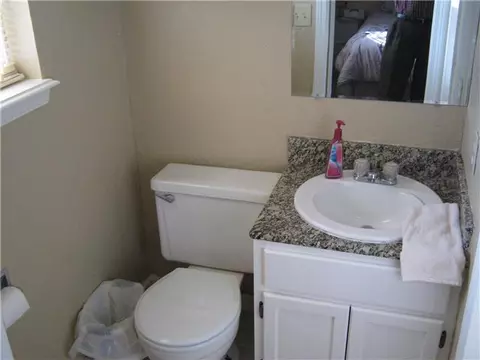 3301 E Noble Dr, Edmond, OK 73034 photo 10