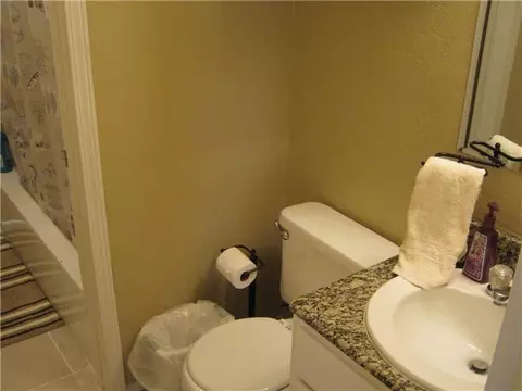 3301 E Noble Dr, Edmond, OK 73034 photo 11
