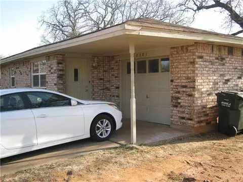 3301 E Noble Dr, Edmond, OK 73034 photo 2