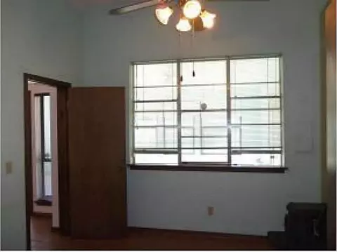 6315 E Post Oak Rd, Noble, OK 73068 photo 3