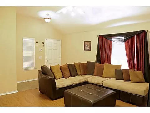 413 Apache Gate Dr, Yukon, OK 73099 photo 5