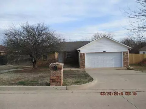 1402 E Wayne St, Shawnee, OK 74801 photo 1