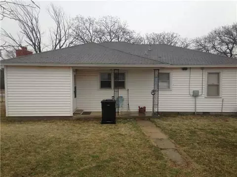 15906 Fishmarket Rd, Mcloud, OK 74851 photo 2