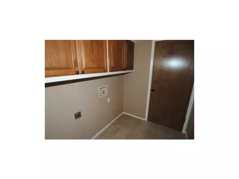 1400 Eagle Dr, Moore, OK 73160 photo 12