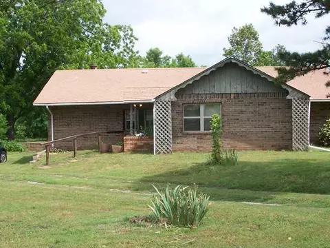 520 Central #105, Tryon, OK 74875 photo 1