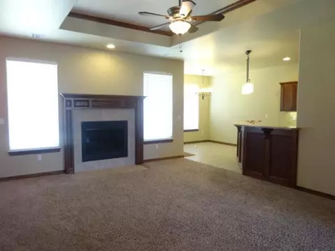 1131 Ariana St, Shawnee, OK 74804 photo 3