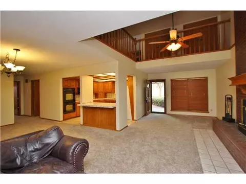 990 N Sara Rd, Tuttle, OK 73089 photo 6