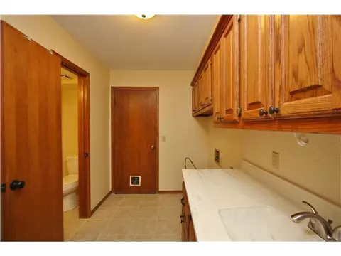 990 N Sara Rd, Tuttle, OK 73089 photo 17