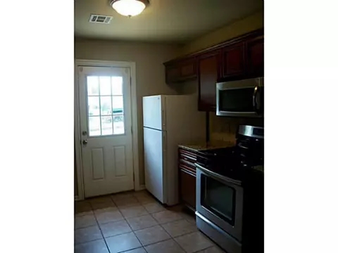 917 E 3rd, Cushing, OK 74023 photo 6