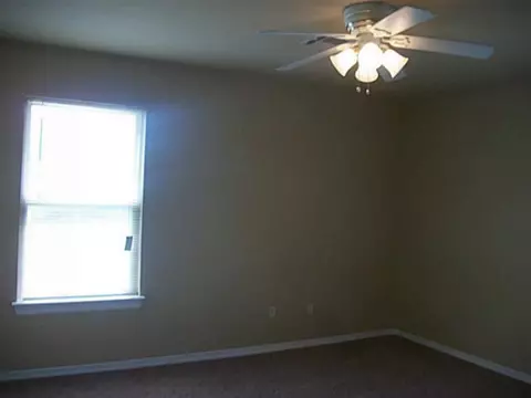 917 E 3rd, Cushing, OK 74023 photo 13