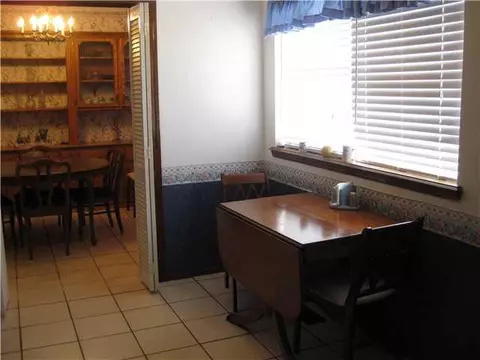 704 Wilkinson Dr, Moore, OK 73160 photo 6