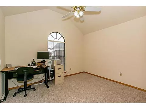 2001 Sarah Ln, Moore, OK 73160 photo 17