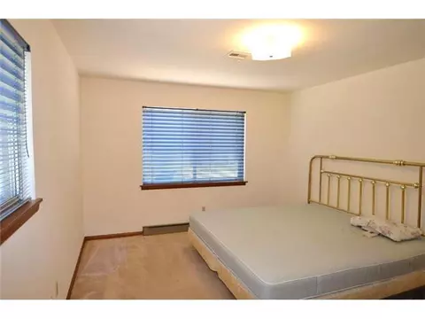2229 E Robinson St, Norman, OK 73071 photo 5