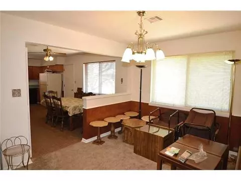 2229 E Robinson St, Norman, OK 73071 photo 4