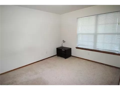 1900 E View Dr, Norman, OK 73071 photo 16