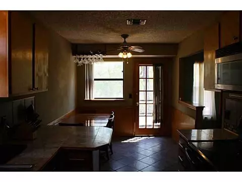 916 David Rd, Moore, OK 73160 photo 6