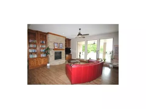7311 Jordan Dr, Tuttle, OK 73089 photo 4
