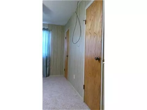 405 SW 5th St, Tuttle, OK 73089 photo 3