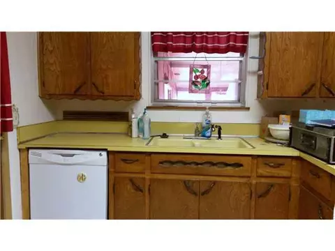 405 SW 5th St, Tuttle, OK 73089 photo 13