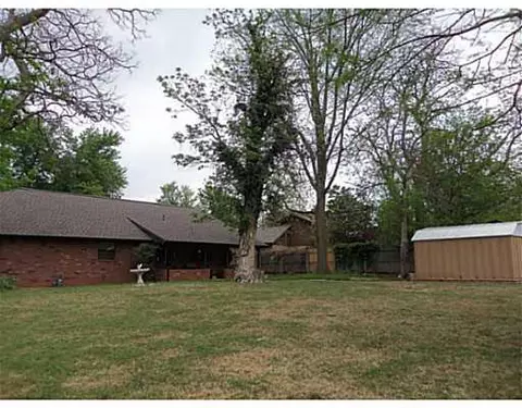 3926 Pine Tree Cir, Norman, OK 73072 photo 19