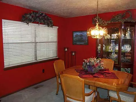 3926 Pine Tree Cir, Norman, OK 73072 photo 4