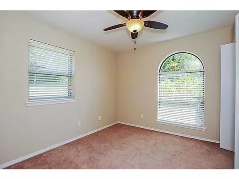 3901 E 32nd St, Edmond, OK 73013 photo 14