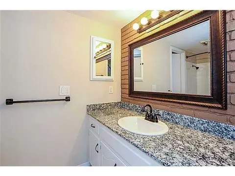3901 E 32nd St, Edmond, OK 73013 photo 16