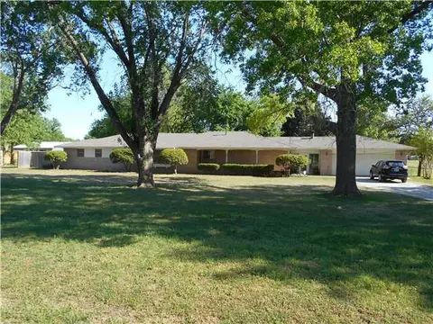 8024 NW 36th St, Bethany, OK 73008 photo 1