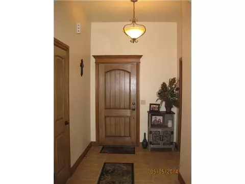282 Hillside Dr, Harrah, OK 73045 photo 4