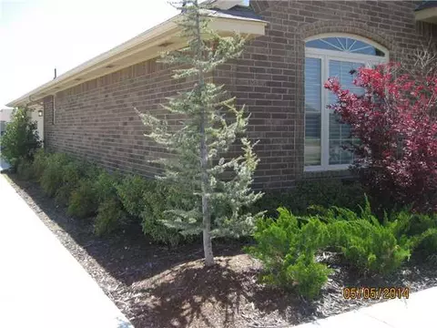 282 Hillside Dr, Harrah, OK 73045 photo 3