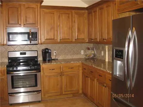 282 Hillside Dr, Harrah, OK 73045 photo 8