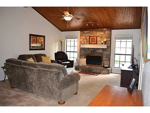 3205 Eagle Pass Ln, Edmond, OK 73013 photo 4
