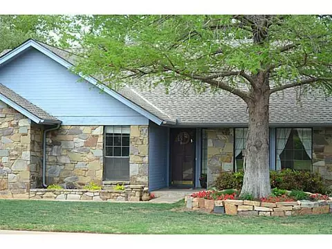 3205 Eagle Pass Ln, Edmond, OK 73013 photo 2