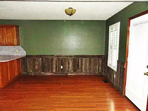 2704 Old Mill Rd, Moore, OK 73160 photo 4