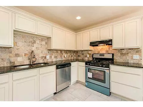 913 W Eufaula St, Norman, OK 73069 photo 9