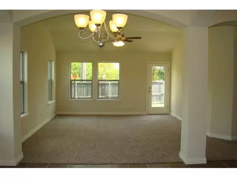 528 Hutton Rd, Yukon, OK 73099 photo 5