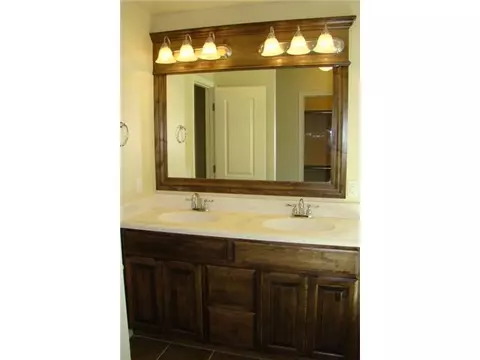 528 Hutton Rd, Yukon, OK 73099 photo 7