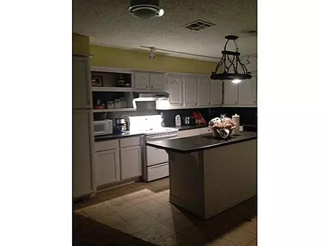 351562 E 1070 Rd, Prague, OK 74864 photo 5