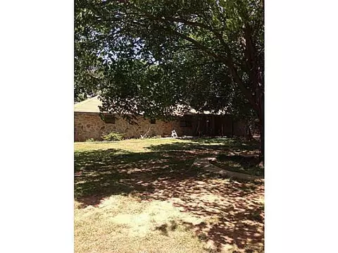 351562 E 1070 Rd, Prague, OK 74864 photo 2