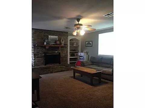 351562 E 1070 Rd, Prague, OK 74864 photo 4