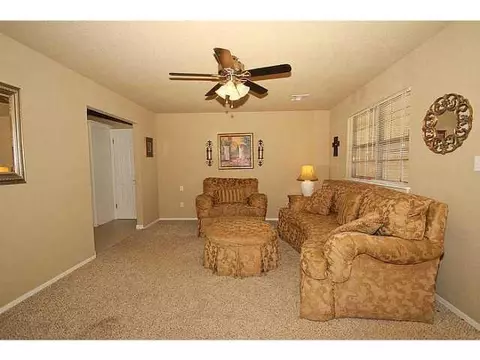 502 Fox Ave, Moore, OK 73160 photo 5